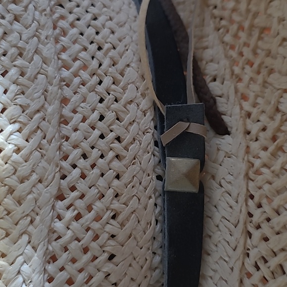 Cowboy Straw Hat with Black Band - Picture 6 of 7